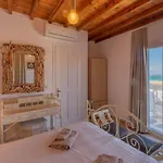 Aparthotel Gelos House