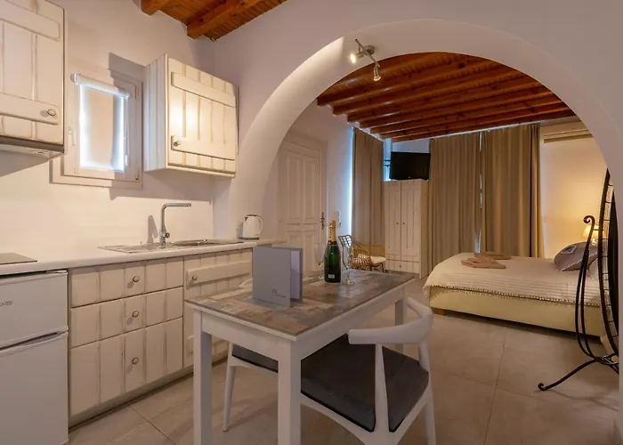 Aparthotel Gelos House