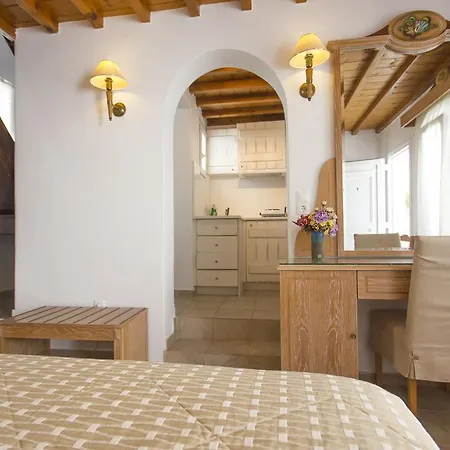 Apart-hotel Gelos House