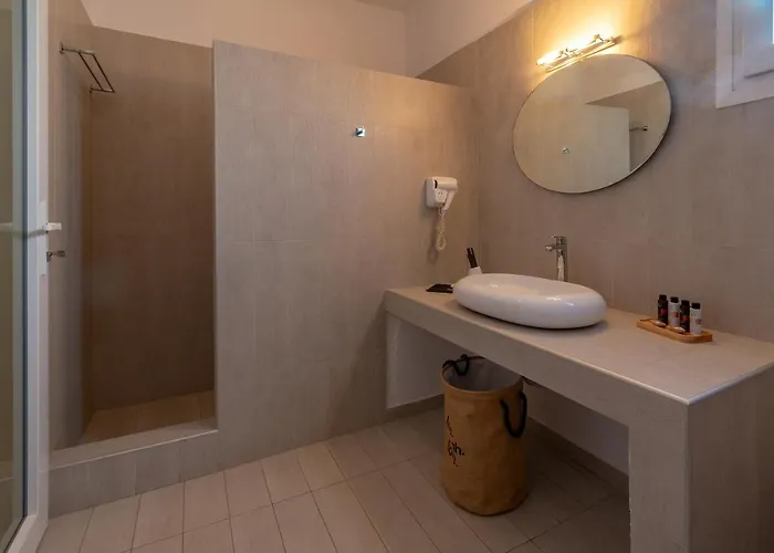 Gelos House 4* אורנוס