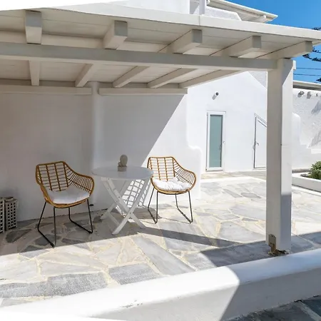 Apart Otel Gelos House