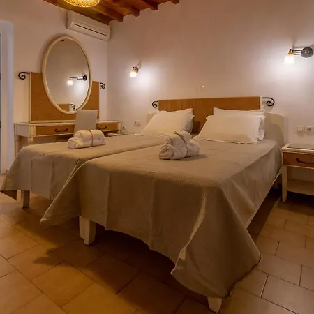 Gelos House Aparthotel 4*