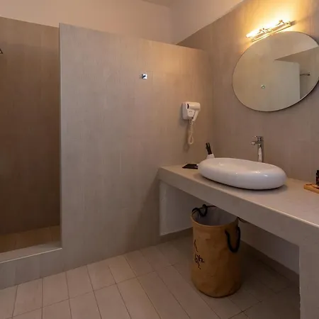Gelos House 4* Ornósz