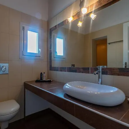 Apartmanhotel Gelos House Ornósz