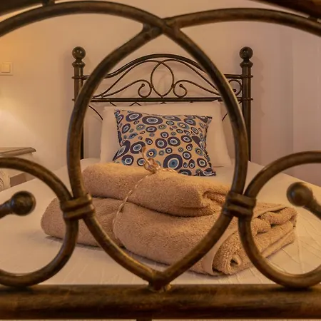Aparthotel Gelos House
