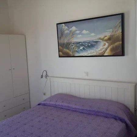 Gelos House Apartmanhotel Ornósz