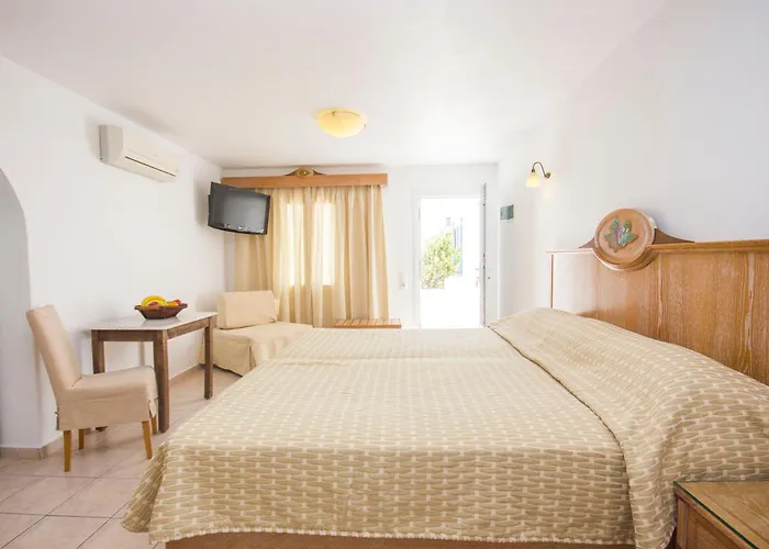 Gelos House מלון דירות