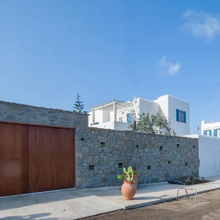 Aparthotel Gelos House 2*
