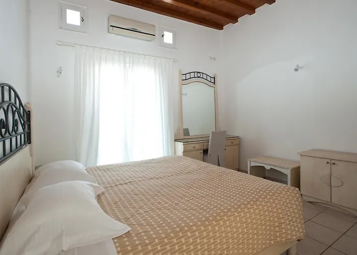 Gelos House Ornos (Mykonos)